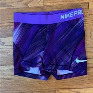 RARE Women’s Nike Pro Spandex